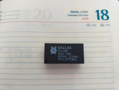 микросхема DS12887 Real Time Clock "Dallas Samiconductor" (DIL-24)