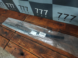 Уплотнитель стекла переднего левого Hilux 8 Новый Оригинал 681720k080