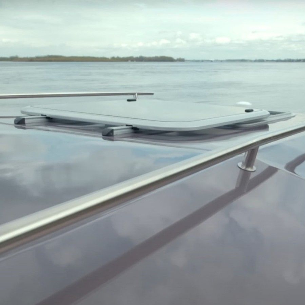 Люк палубный сдвижной Альбатрос 720х720 (10268758 )