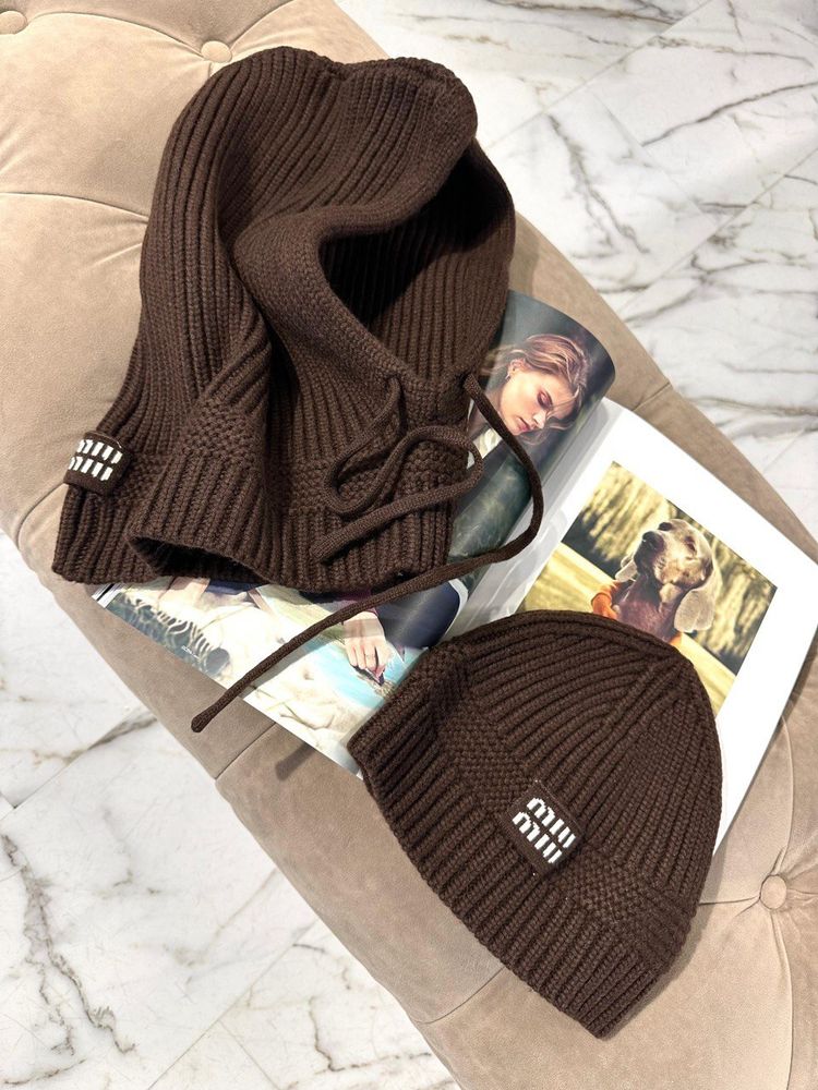 Капор MIU MIU Капор MIU MIU