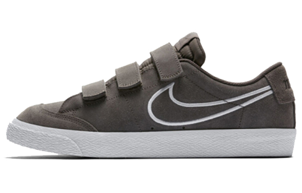 Nike Blazer Low Sb Zoom Ac Xt Hyper Sneakers