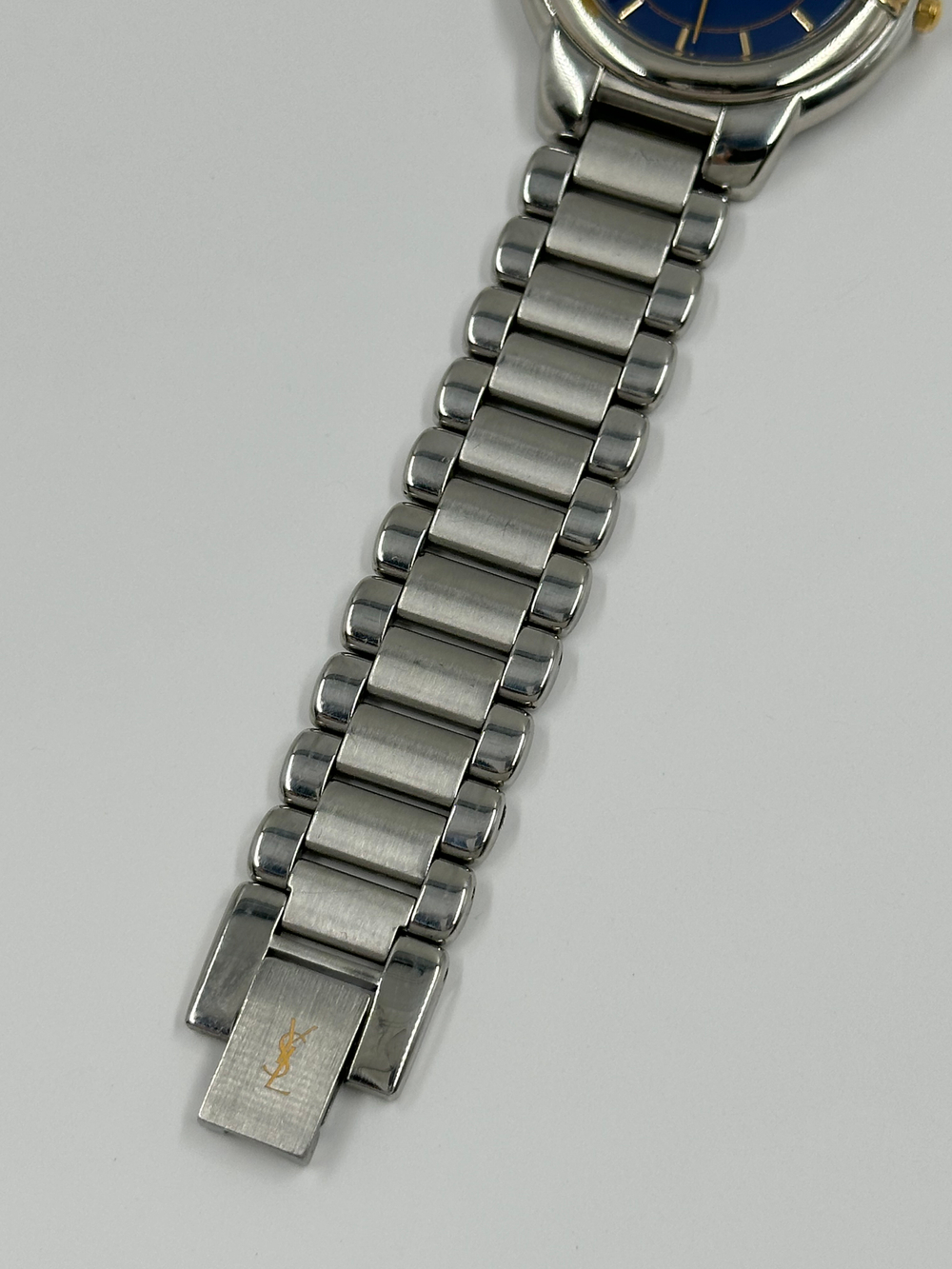 Часы Yves Saint Laurent