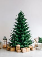 большая искусственная новогодняя елка