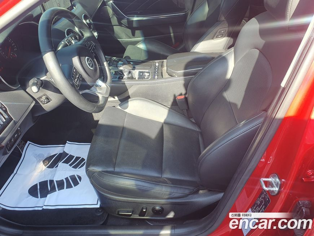 Kia Stinger Meister 2.5 AWD Platinum (08.2021)