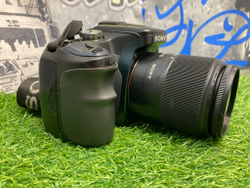 Sony A100 Kit 18-70mm DT 3.5-5.6