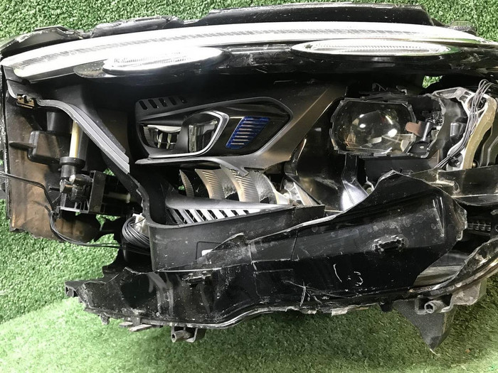 Битая Фара левая Mercedes GLC X254 (2022-н.в.) LED