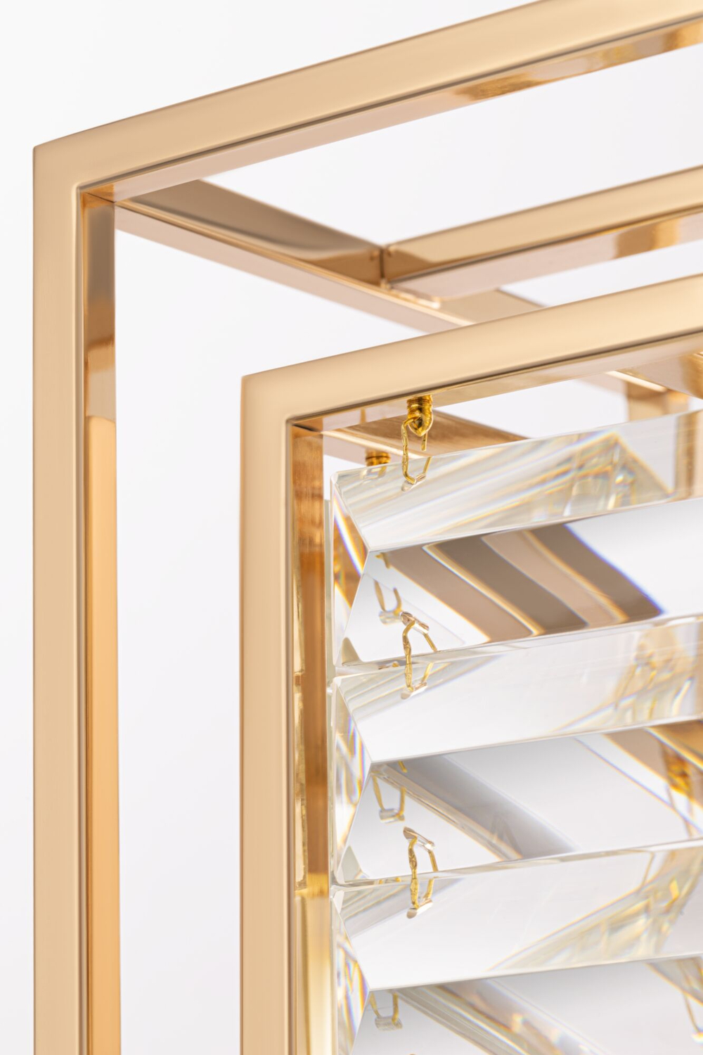 Подвесной светильник Maytoni MOD060PL-04G