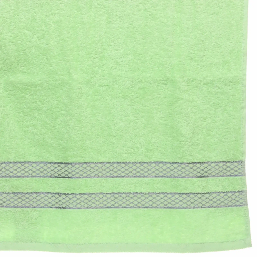 Полотенце махровое 100*150см «SILVER» цвет зеленый 10400 плотность 400гр/м2 с петелькой-подвесом