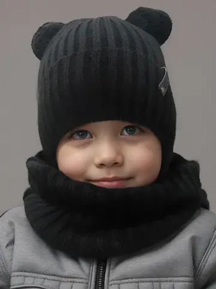 Шапка для мальчика со снудом осенняя