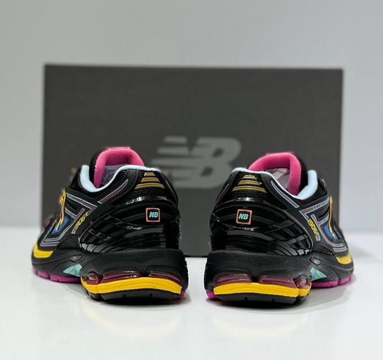 Кроссовки New Balance 1906R "Neon Nights"