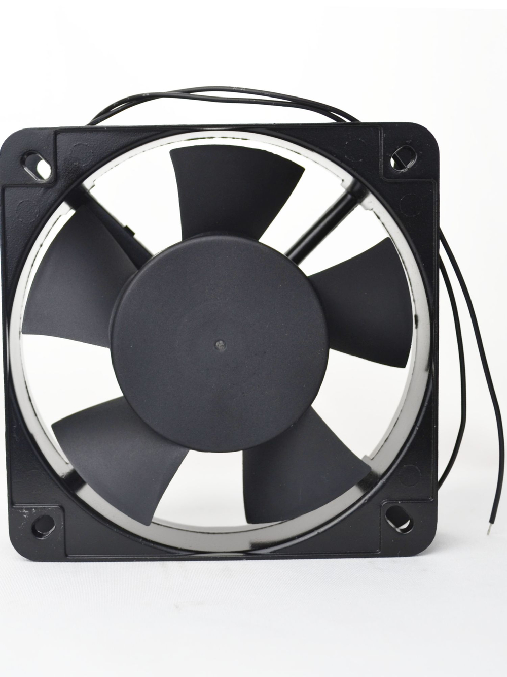 Вентилятор HA1338B2HL AC втулка 220-240V 135х135х38мм