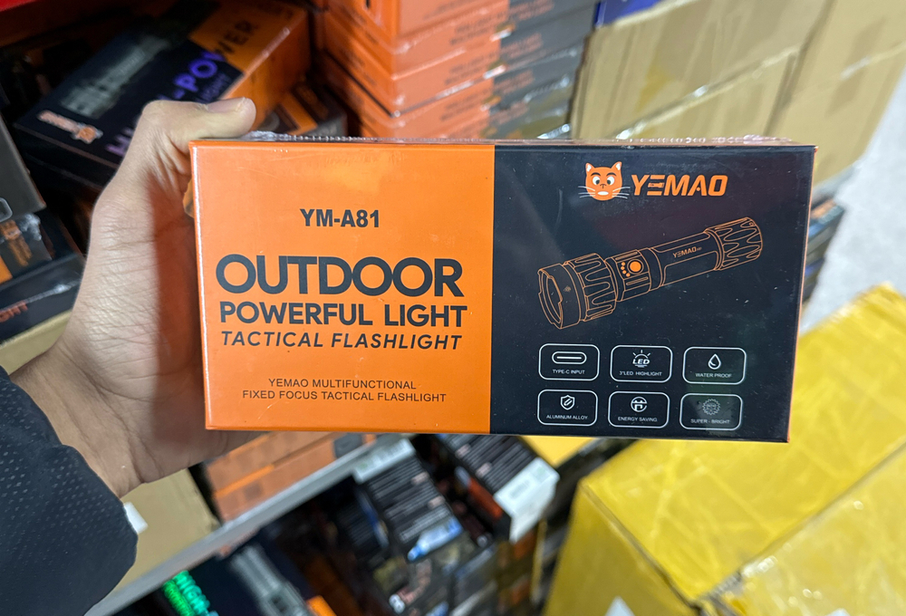 Фонарик ручной YM-A81