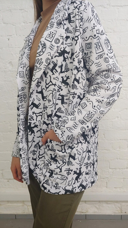 Трикотажный жакет "Петроглиф"