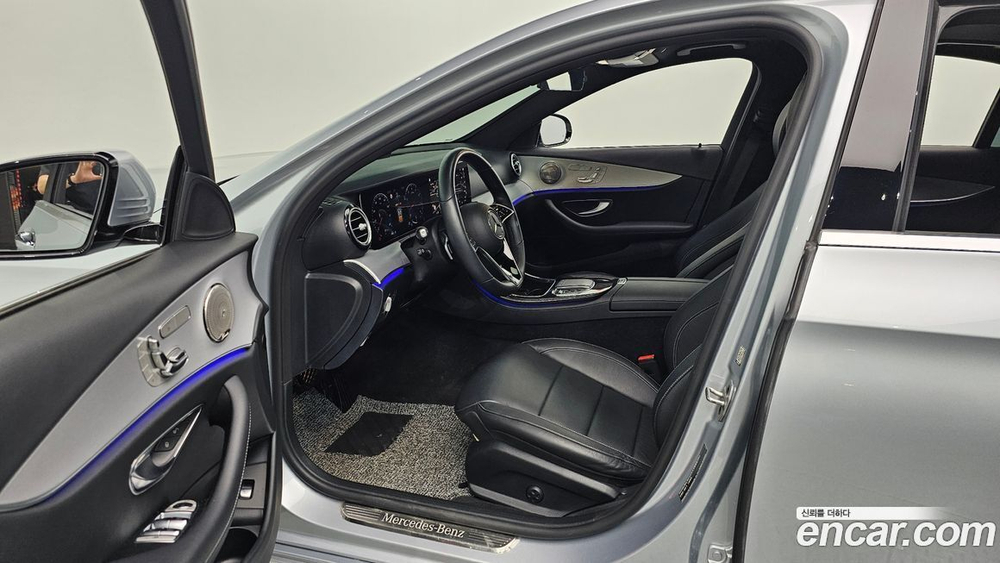 Mercedes-Benz E-Class W213 E250 Avangarde (08.2021)