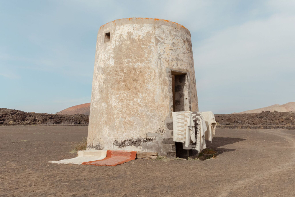 Шерстяной стираемый ковер Lorena Canals Nomad Zagros Natural Grey L (170x 240 см)