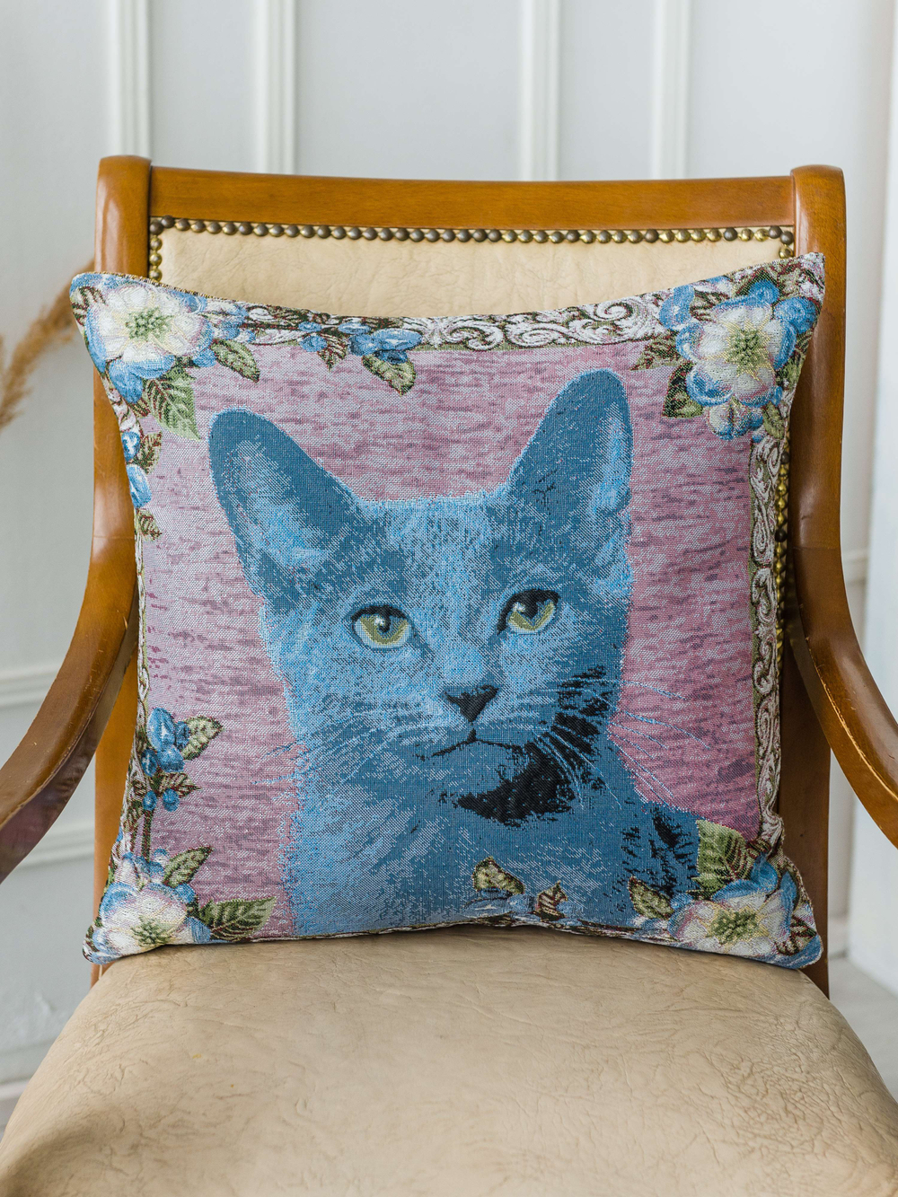 Наволочка гобеленовая декоративная для интерьерной подушки Русская голубая 47х47