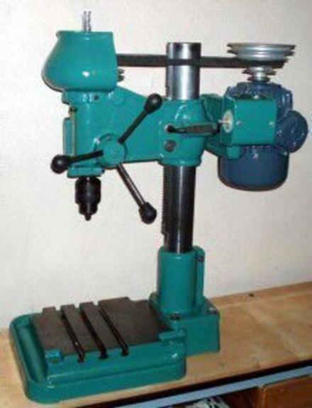 Настольный сверлильный станок Machinery НС-12А