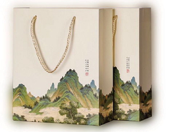 269100 Пакет подарочный "ГОРЫ" размер=26.5*22*9см, картон бежевый