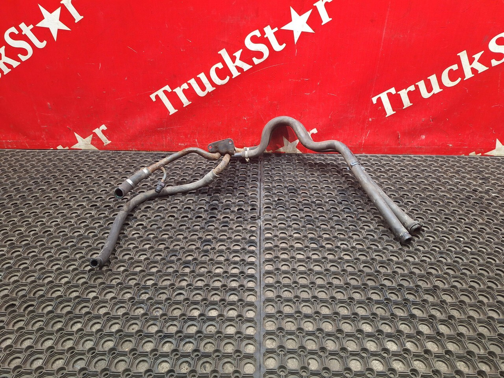 Трубка отопителя