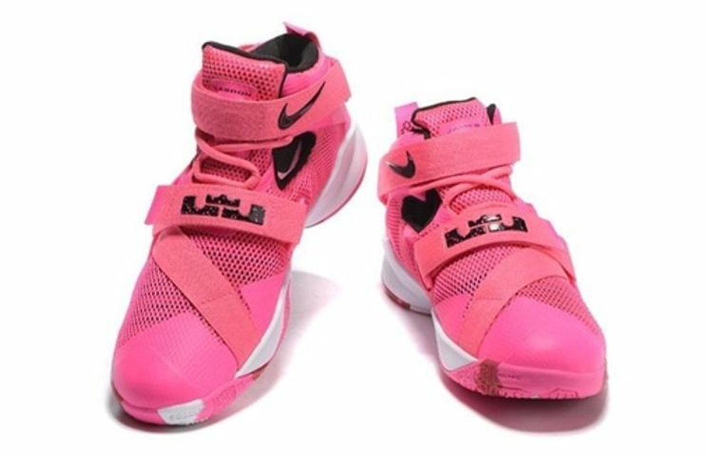 Кроссовки Nike Zoom Soldier 9