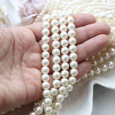 Майорка айвори 8 мм, 1 нить, МА143