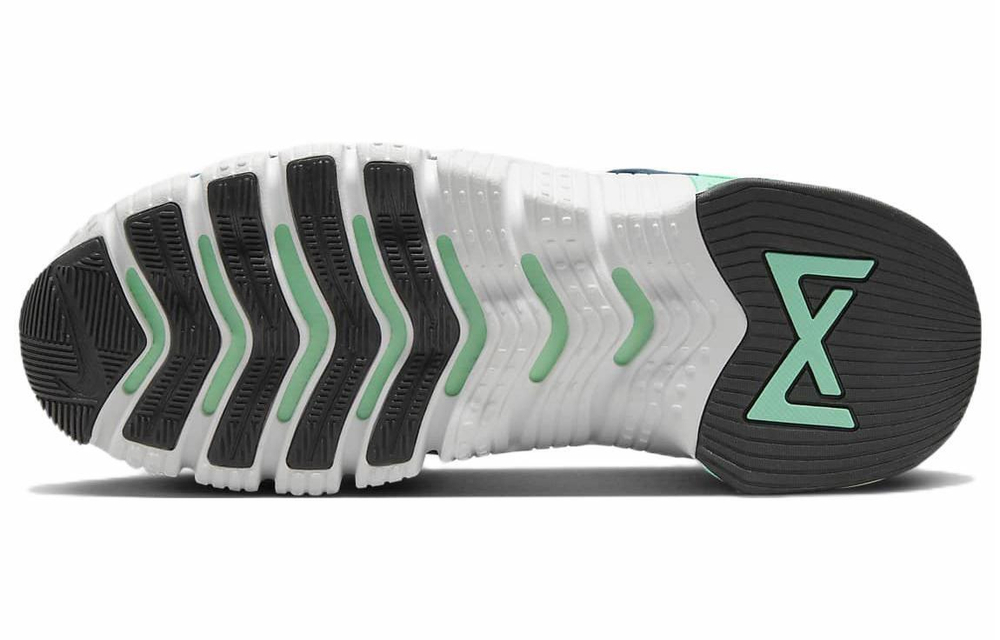 Кроссовки Nike Free Metcon 4 (Женская размерная сетка)