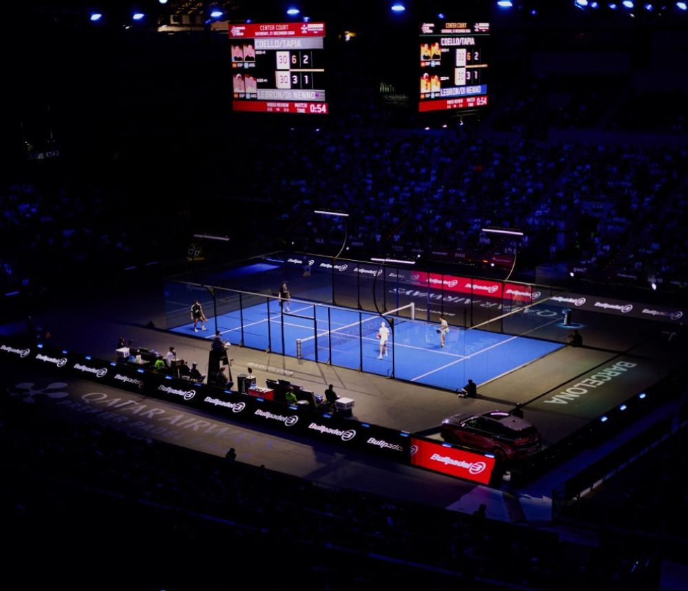 Центральный корт с Итогового турнира Premier Padel Tour Finals Barcelona 2024