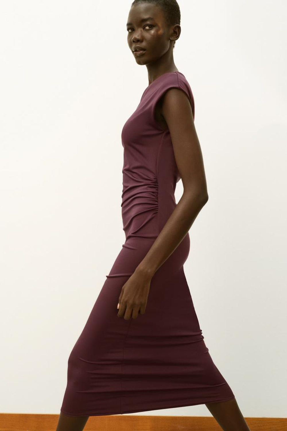 ZARA ПЛАТЬЕ МИДИ АСИММЕТРИЧНОГО КРОЯ, БУРГУНДИ