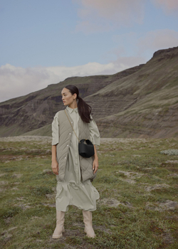 POLENE СУМКА BERI, ЧЕРНЫЙ/ЗОЛОТОЙ