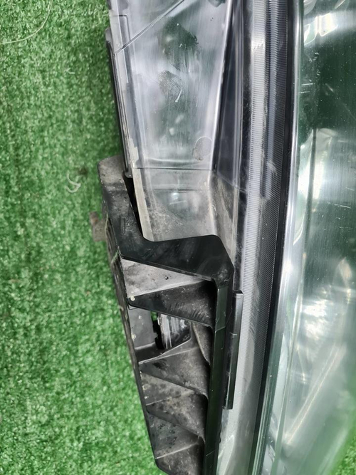 Фара правая Nissan Qashqai 2 j11 (17-23) галоген