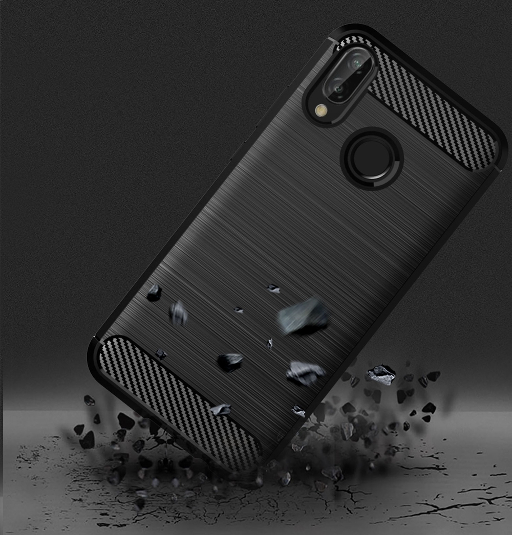 Чехол черного цвета для Huawei P20 Lite, серии Carbon от Caseport