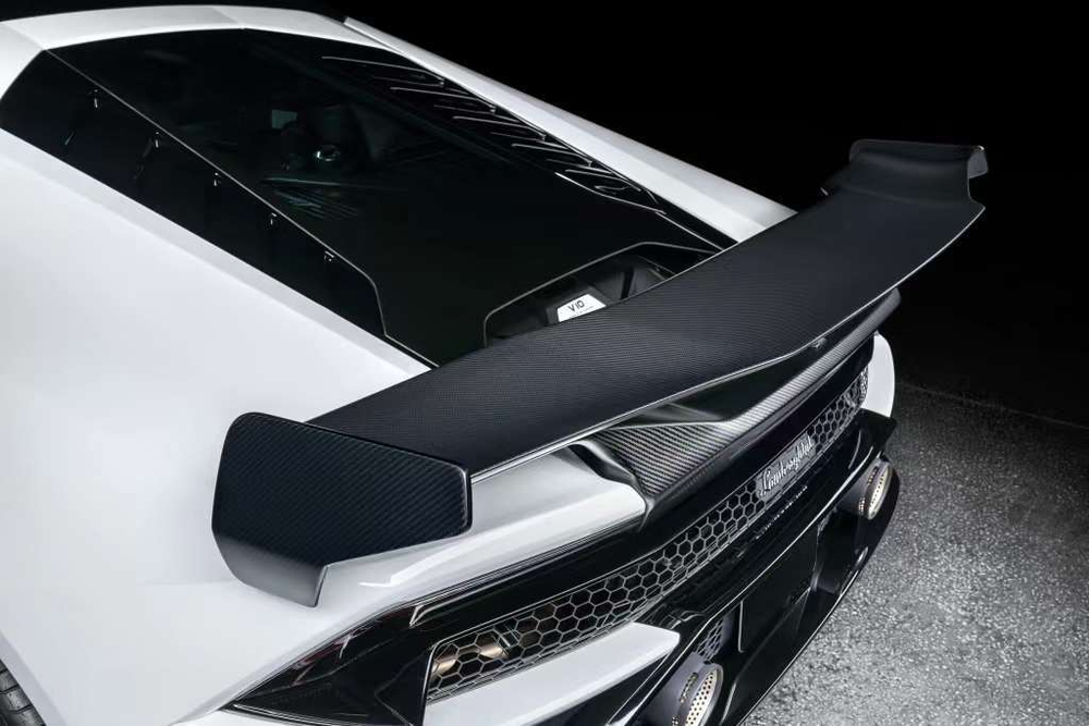 Карбоновый спойлер-крыло для Lamborghini Huracan Ламборгини Хуракан