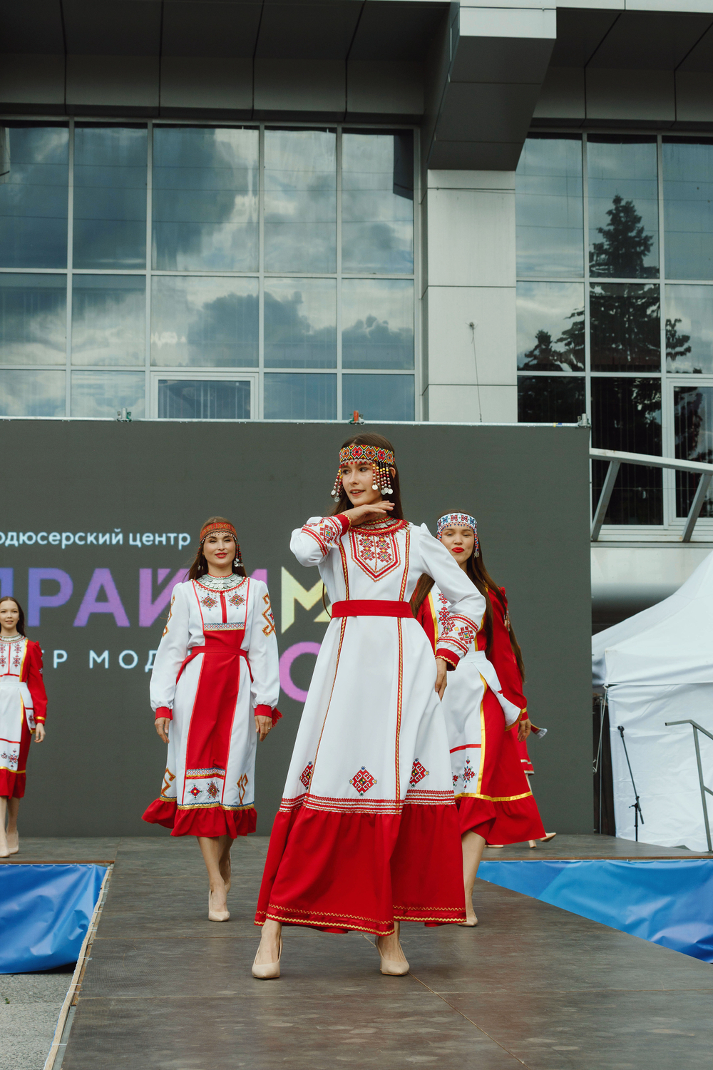 Платье «Юрату» (Коллекция «Нарспи»)