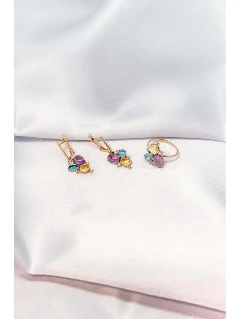 Комплект ювелирных украшений золото 585