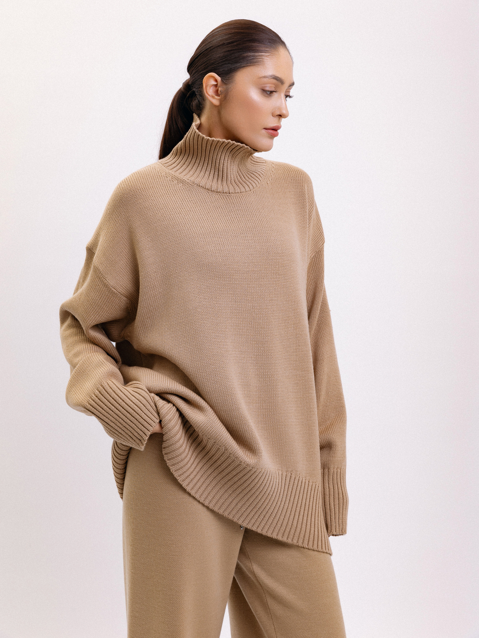 Свитер базовый