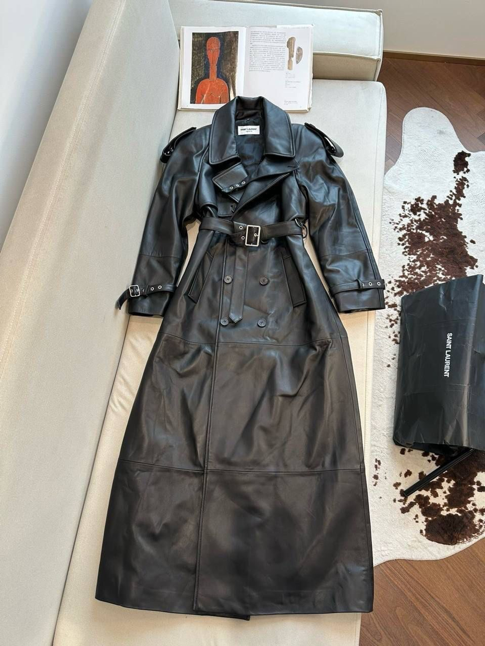 Тренч Yves Saint Laurent