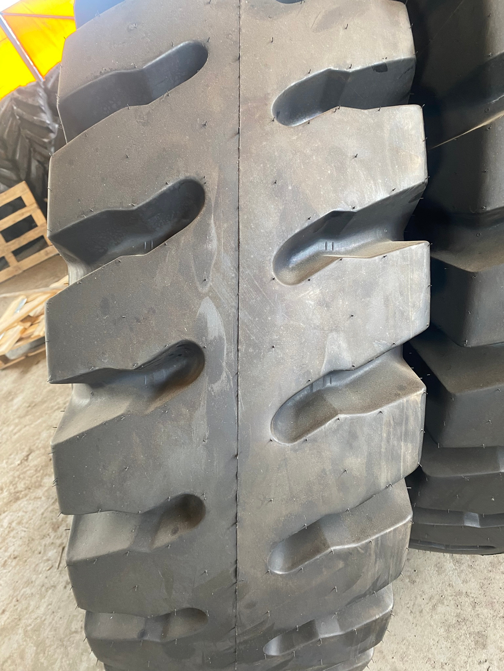 18.00-25 PORT PRO RX IND-4 40PR TL (101750) CEAT Индия