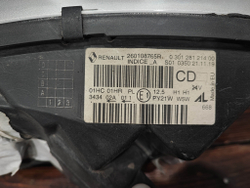 Фара правая галоген Renault Kaptur 16-22 Б/У Оригинал 260108765R