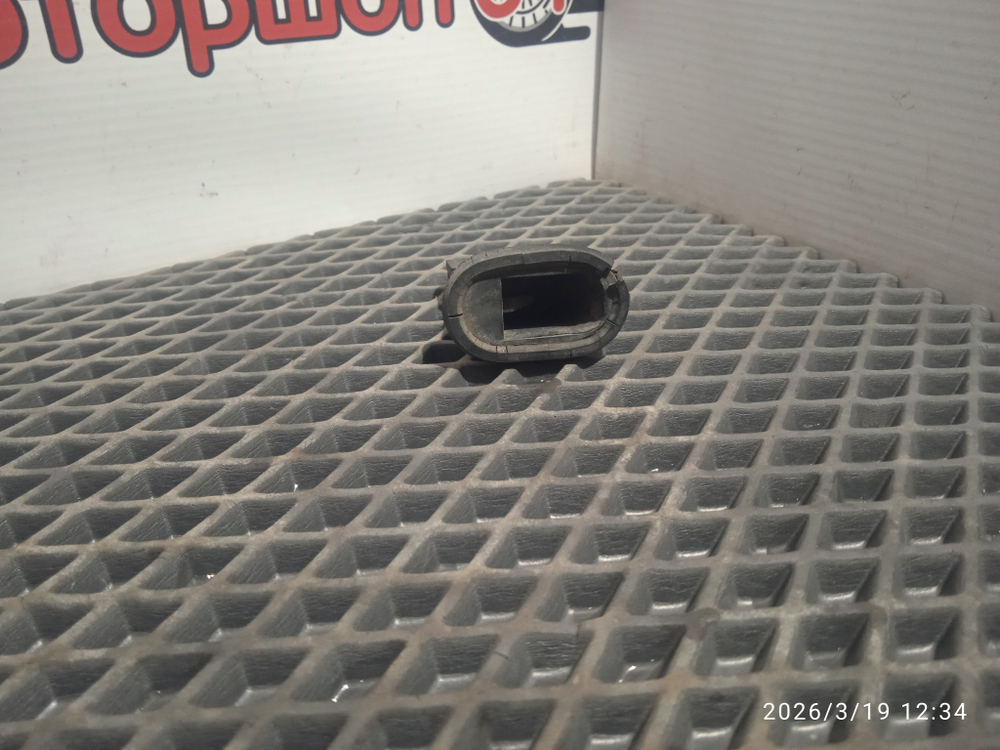 Защелка люка бензобака Шевроле Ланос Б/У