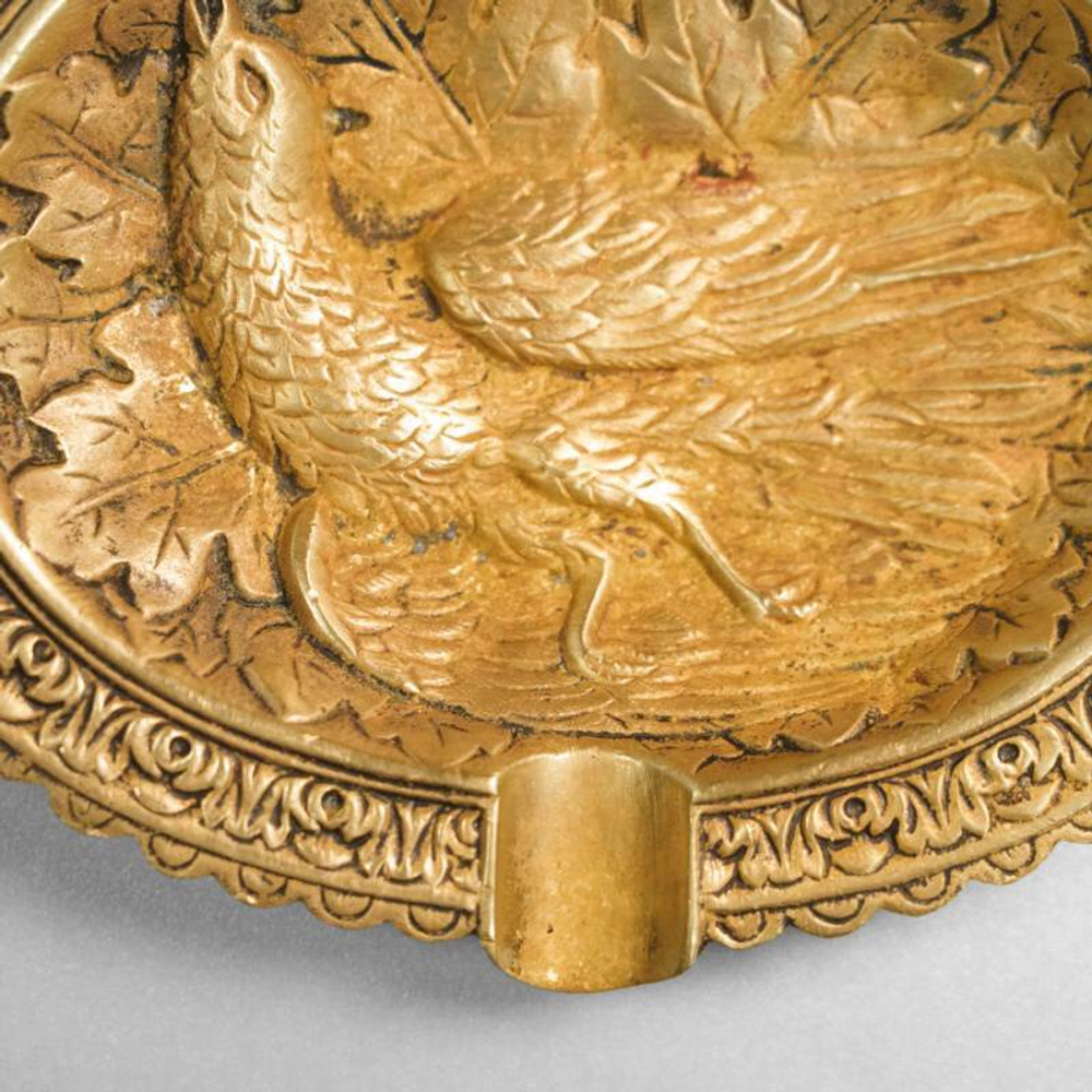 Винтажная латунная пепельница овальной формы