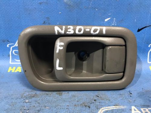 Ручка двери передней левой салонная NISSAN R'NESSA 1997-2001