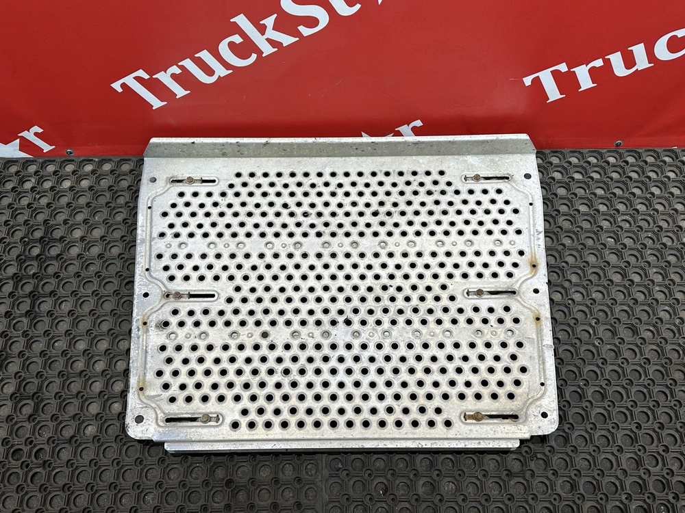 Трап на раму центральный