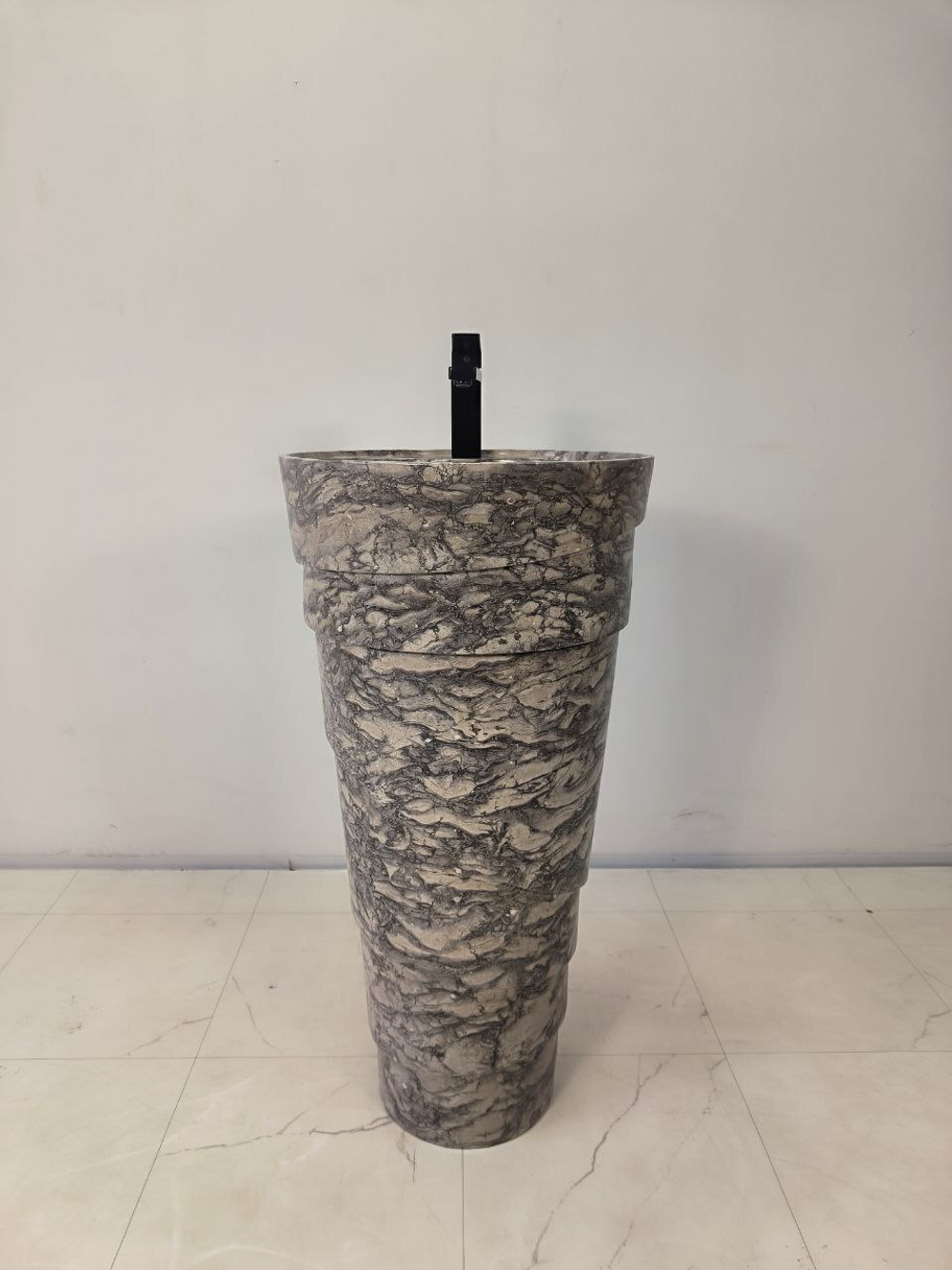 Раковина напольная из мрамора Pedestal Doreng Spiral MN-65926 40х40х90