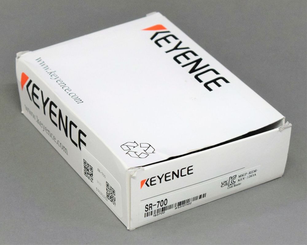 Датчик расстояния инфракрасный отражательный KEYENCE SR-700
