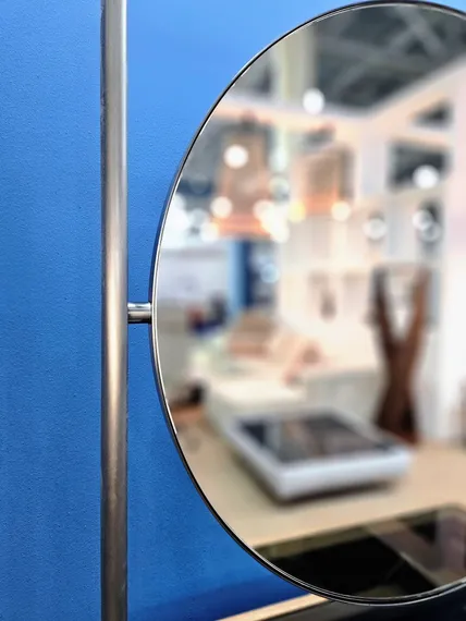 Комод с зеркалом 4542, 185х75 см, экокожа, шпон ореха