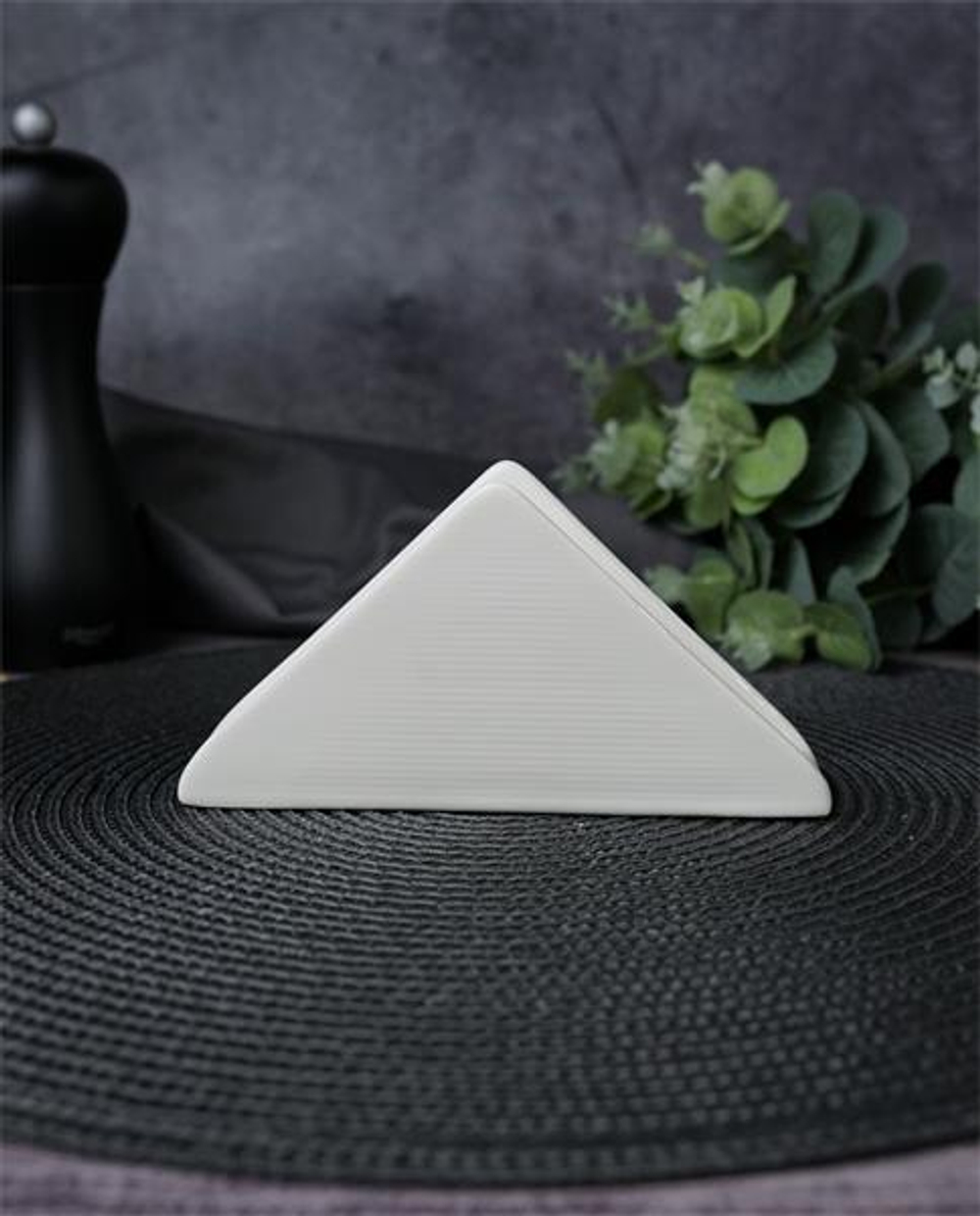 13d2214276604dec85509ca17b703f43