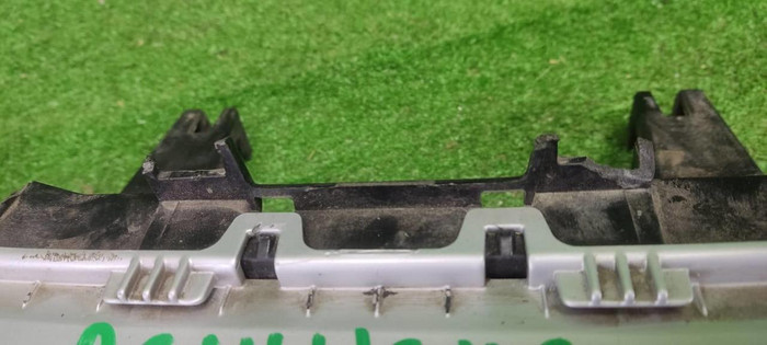 Накладка решетки радиатора Kia Seltos (2019-н.в.)