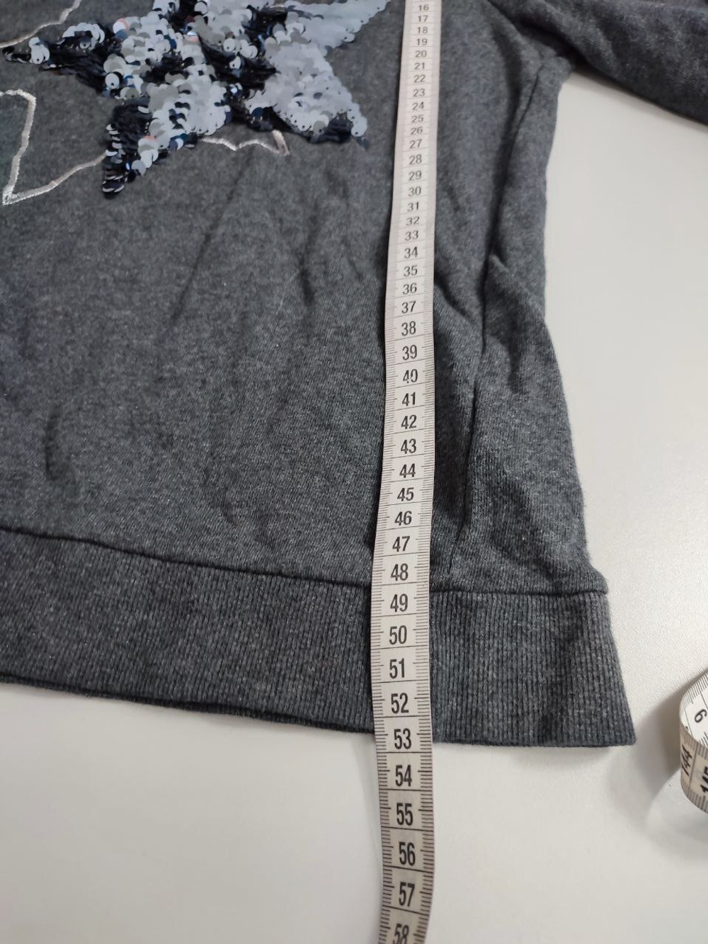 Джемпер Concept Club с пайетками 40/42 размер