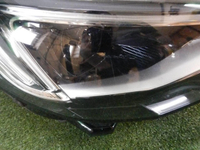 Фара правая Opel Grandland (2017-2021) LED