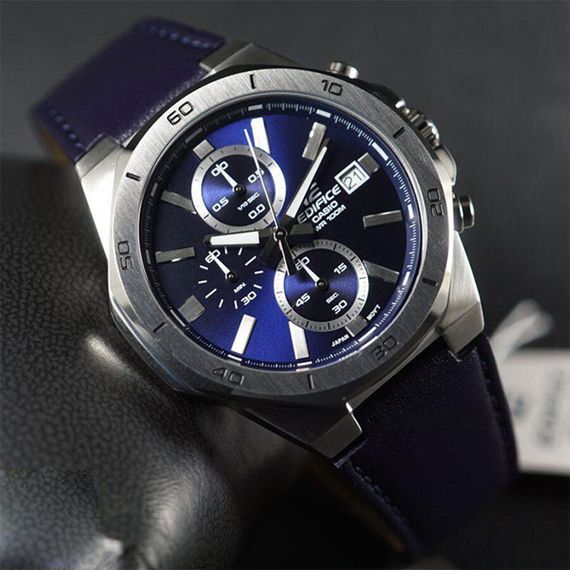 Наручные часы Casio EFV-640L-2A